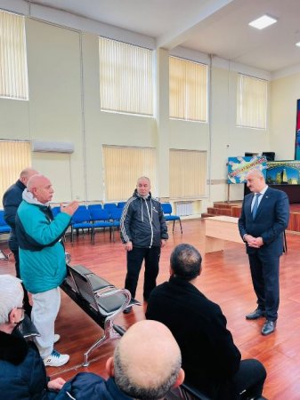 Nəsimi rayon İcra Hakimiyyətinin Başçısı səyyar qəbul keçirmişdir - FOTOLAR