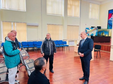 Nəsimi rayon İcra Hakimiyyətinin Başçısı səyyar qəbul keçirmişdir - FOTOLAR