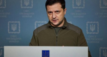 Volodimir Zelenski: “Qərblə Rusiya arasında qalmışıq”