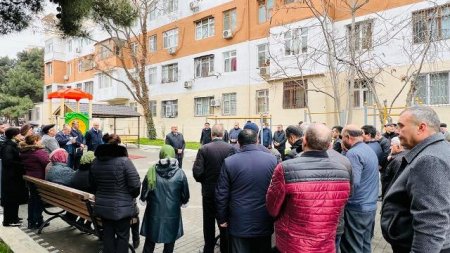 Nəsimi rayon İcra Hakimiyyətinin Başçısı səyyar qəbul keçirib -FOTOLAR