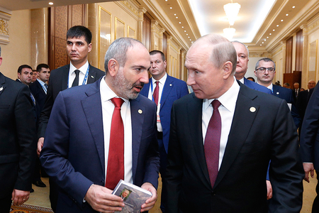 Putini təlaşlandıran zəng: Paşinyanın tezləşən Rusiya səfərinin ŞOK DETALLARI