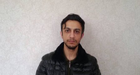 Bakı sakinində narkotik və saxta əsginaslar aşkarlanıbF