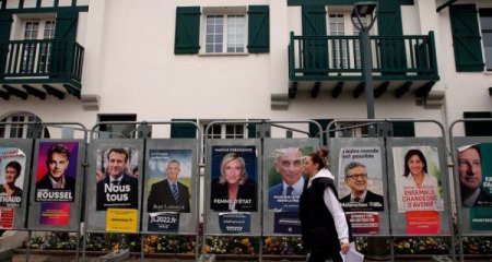 Fransada seçici səslərinin 90 faizi hesablanıb: Makron liderliyini qoruyur