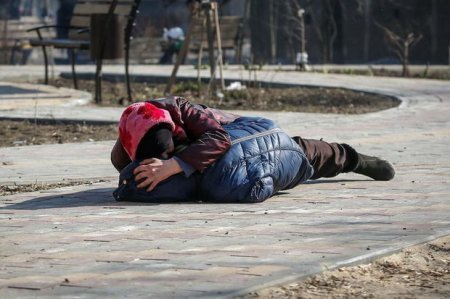 Zelenski: “Mariupolda on minlərlə insan həlak olub”