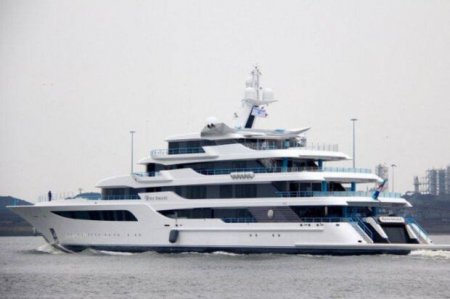 Ukraynalı oliqarxın nəhəng yaxtası əlindən alındı