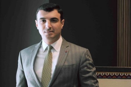 Elman Rüstəmov niyə yola salındı, yeni sədr nələri dəyişəcək?