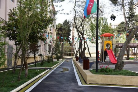  Nəsimi rayonunda daha bir abad həyət sakinlərin istifadəsinə verilib -FOTOLAR