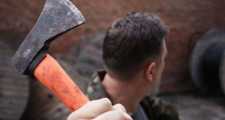 Qubada dəhşət: qadın keçmiş əri tərəfindən baltalanıb