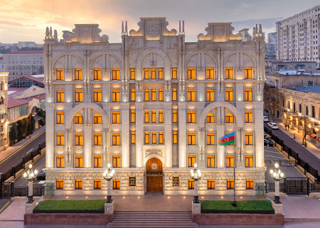 Azərbaycan DİN Britaniya səfirliyinə cavab verib