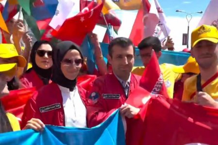 Səlcuq Bayraktar: “Bakıda qardaşlarımızla bir yerdə olmaq çox xoş hissdir...”