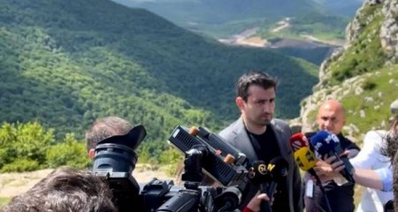 Selçuk Bayraktar Şuşaya gedib