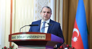 Bakı Dövlət Universitetinin müəllimi hər tələbədən üç-beş min manat tələb edir - SƏS YAZISI Bakı Dövlət Universitetinin müəllimi hər tələbədən üç-beş min manat tələb edir - SƏS YAZISI