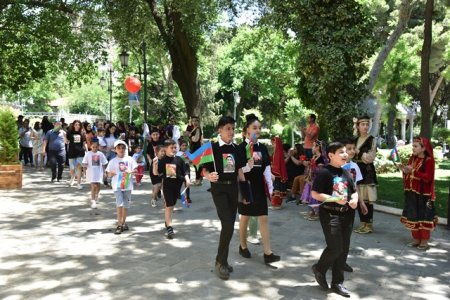 Nəsimi rayonunda 1 İyun- Uşaqların Beynəlxalq Müdafiəsi günü münasibətilə bayram tədbirləri keçirildi -FOTOLAR