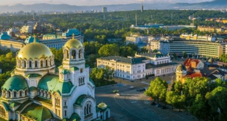 Bolqarıstanda nazirlər kütləvi şəkildə istefa verir