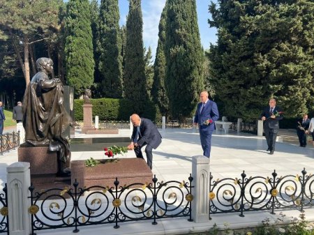 Nəsimi rayonunda 23 iyun - Dövlət Qulluqçularının Peşə bayramı günü qeyd olundu - FOTOLAR