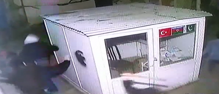 Narkotik almağa gedən qardaşına görə adam öldürdü - Bakıdakı qətlin təfərrüatı Narkotik almağa gedən qardaşına görə adam öldürdü - Bakıdakı qətlin təfərrüatı