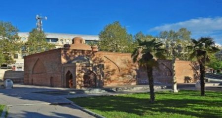 Tarixi hamam, yoxsa hotel saunası? – Video