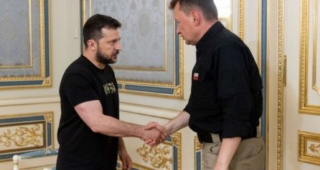 Zelenski Polşanın müdafiə naziri ilə görüşdü