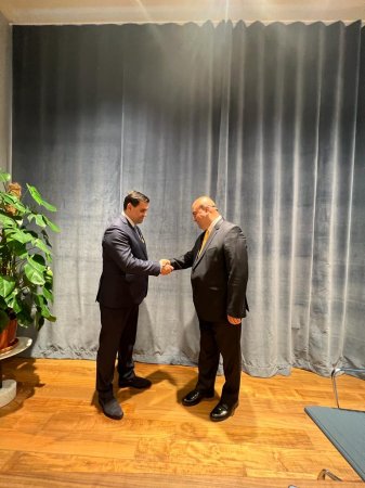 Almaniya Azərbaycanlıları Koordinasiya Şurasının İdarə Heyətinin üzvü,  həmyerlimiz Emin Salayev “Azərbaycanın Qüruru” qızıl ordeninə layiq görülüb