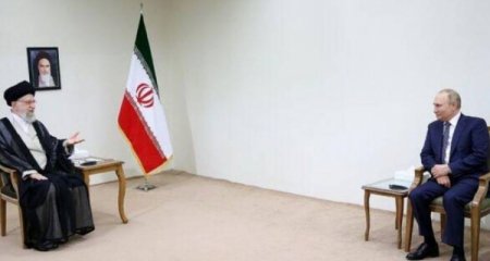 Xamenei Rusiyanın Ukraynaya hərbi müdaxiləsini dəstəkləyib