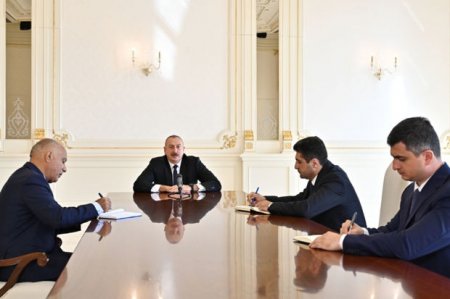 İlham Əliyev yeni təyin etdiyi icra başçılarını qəbul edib - CANLI YAYIM