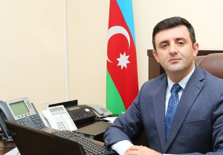 Gəncə–Daşkəsən Regional Təhsil İdarəsinin müdiri atası yaşında kişiləri təhqir edir... - Çünki təhsil adamı deyil, mühasibdir! Gəncə–Daşkəsən Regional Təhsil İdarəsinin müdiri atası yaşında kişiləri təhqir edir... - Çünki təhsil adamı deyil, mühasibdir!