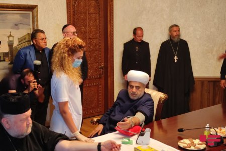 Azərbaycanda dini konfessiyaların nümayəndələri qan verdi — Foto
