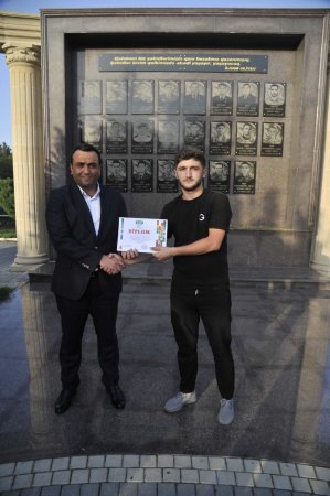 Nəsimi rayonunda Vətən müharibəsində şəhid olanların əziz xatirəsinə həsr olunmuş Vətən müharibəsi əlilləri və veteranlarının iştirakı ilə stolüstü yarışlar keçirilib -FOTOLAR