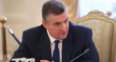 Jirinovskinin varisindən Duqinanın dəfnində nasist lozunqu: “Bir xalq, bir reyx, bir fürer”