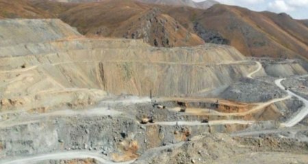 Şərqi Zəngəzur və Qarabağ iqtisadi rayonlarında geoloji-kəşfiyyat işləri aparıldı