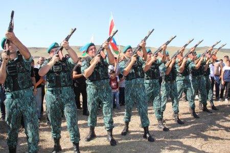 Milli Mclisin sədr müavini Fəzail İbrahimli Cəlilabadda şəhid mərasimlərində iştirak edib 