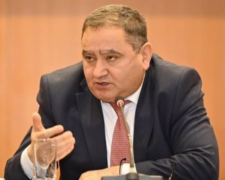 Milli Məclisin deputatı Etibar Əliyev: 