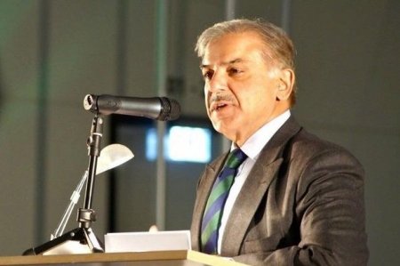 Pakistan baş nazirinin telefon danışıqları satışa çıxarıldı