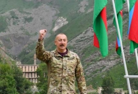 “Bizdən sonra gələn nəsillər həmişə bu şanlı tarixlə fəxr edəcəklər“ - Dövlət başçısı