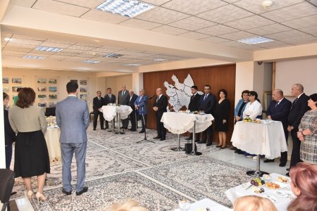 Nəsimi rayonunda Beynəlxalq Müəllimlər günü qeyd olundu - FOTO