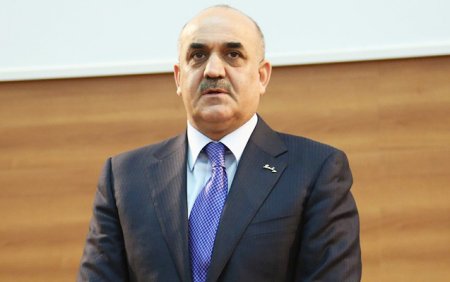 Səlim Müslümov pulları bu qohumu vasitəsilə yığırmış - İLGİNC FAKTLAR