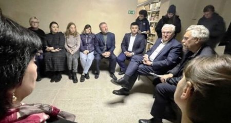 Almaniya prezidenti Ukraynada bomba sığınacağında qalıb