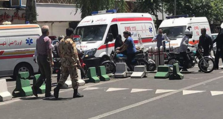 İranda ziyarətgaha hücumun videosu yayılıb - Video