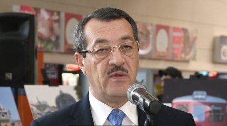 Zaman Novruzovun ZAMANI YETİŞMƏYİB? - Yeni sədrin MENYUSUNA...