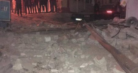 Türkiyədə zəlzələ olub, dağıntı və xəsarət alanlar var