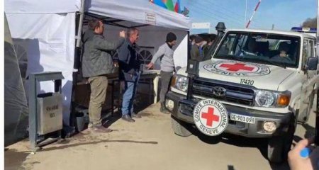 Xankəndi yolunda son vəziyyət: Sülhməramlıların təminat avtomobili maneəsiz hərəkət edib