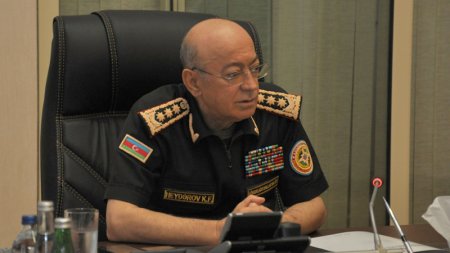 Kəmaləddin Heydərov yeni nazirin vəzifəsini ona tapşırdı - ƏMR