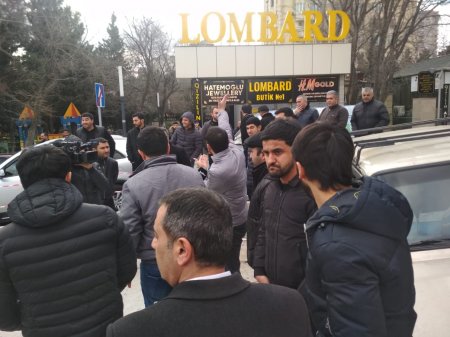 Mcdonald's etirazlara səbəb oldu - FOTOLAR