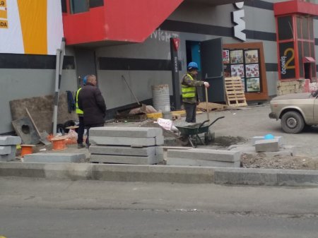 Mcdonald's etirazlara səbəb oldu - FOTOLAR