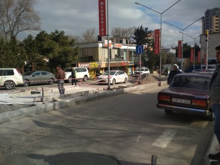 Mcdonald's etirazlara səbəb oldu - FOTOLAR