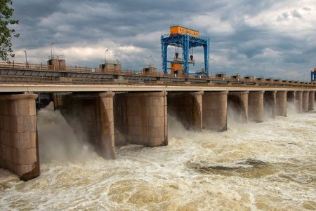 Vladimir Kovalenko: “Rusiyanın Kaxovskaya SES-ə vurduğu zərbə Xersonda ekoloji fəlakətə səbəb ola bilər