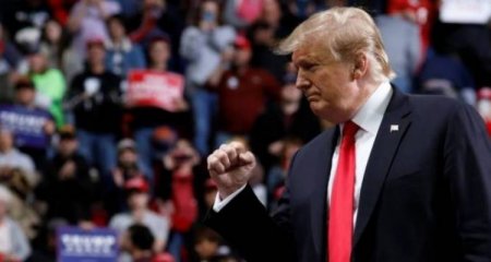 Tramp ABŞ-da dar ağacından asılmaqla açıq edamları bərpa etmək istəyir...