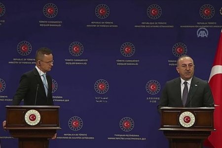 Çavuşoğlu: “Öhdəliklərini yerinə yetirdiklərini görmədən İsveçin NATO üzvlüyünə “hə” deməyəcəyik”