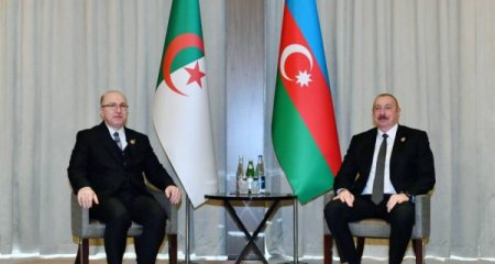 Azərbaycan Prezidenti Əlcəzairin Baş naziri ilə görüşüb