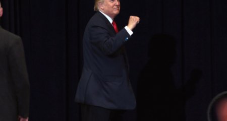 Tramp: Üçüncü dünya müharibəsinin qarşısını alacaq yeganə namizəd mənəm…